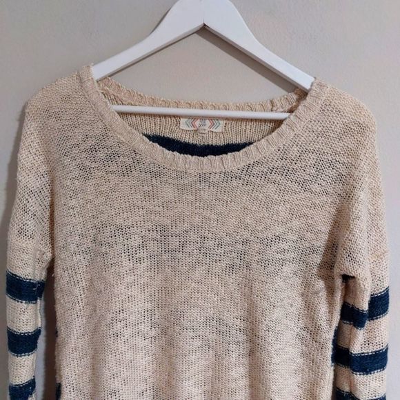 Pink Rose sweater with drawstring bottom - Picture 2 of 6